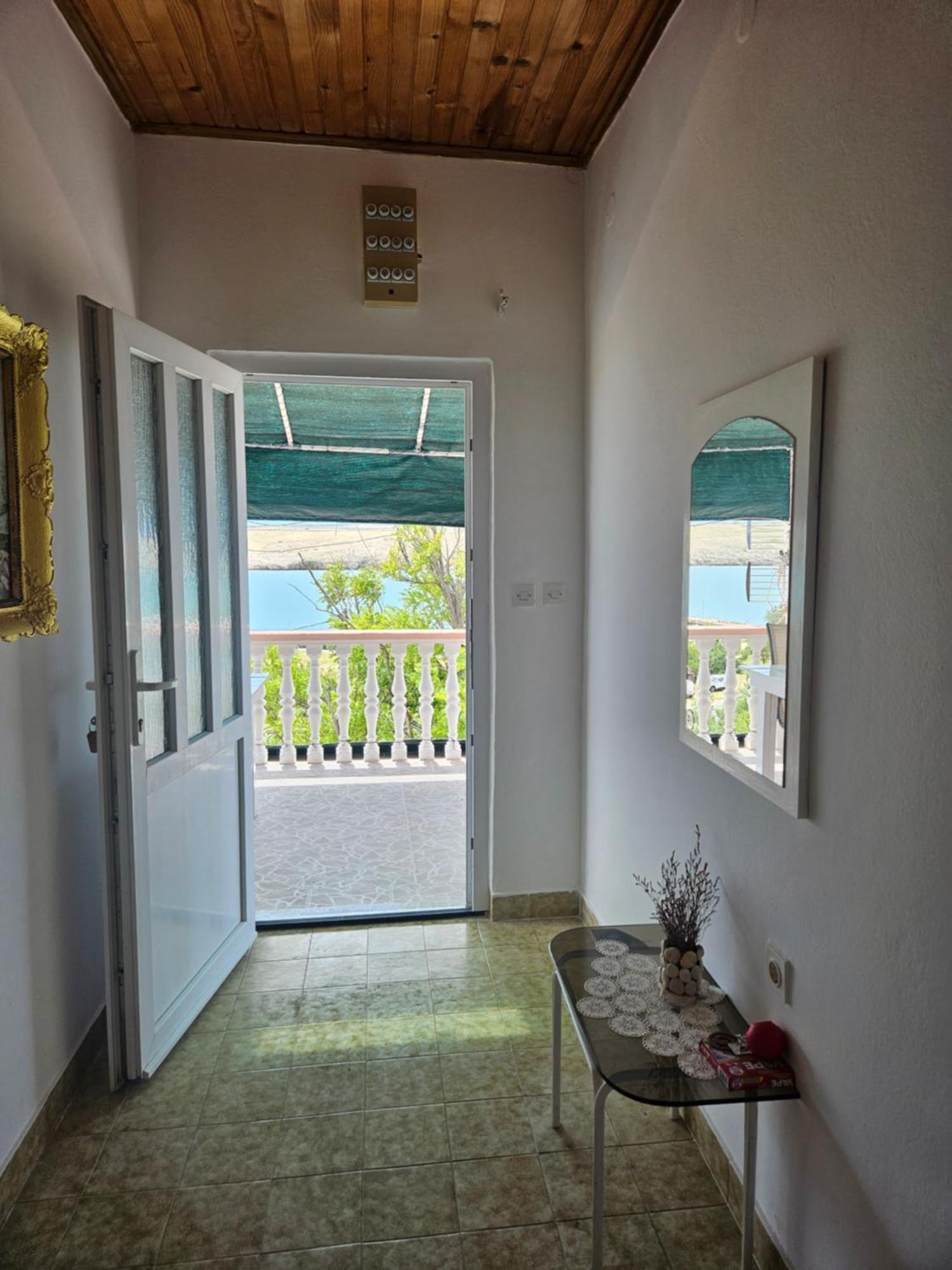 Dinjiška Apartment Zdenka מראה חיצוני תמונה